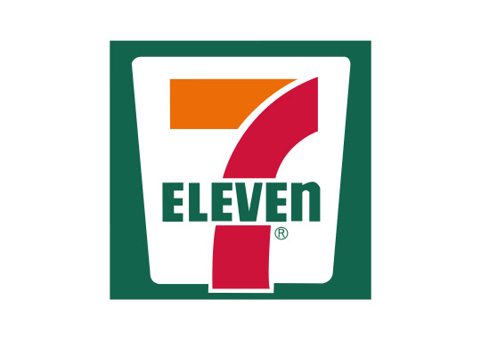 세븐일레븐이 전국 가맹점에 마스크 10만장을 전달한다. <코리아세븐 제공>